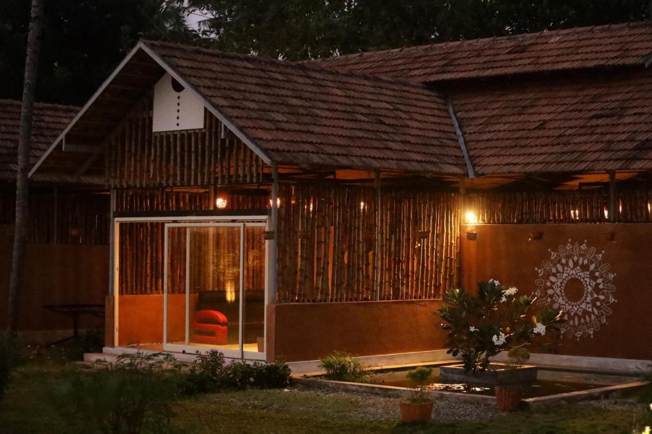 Pura Vida Varkala Hotell Exteriör bild