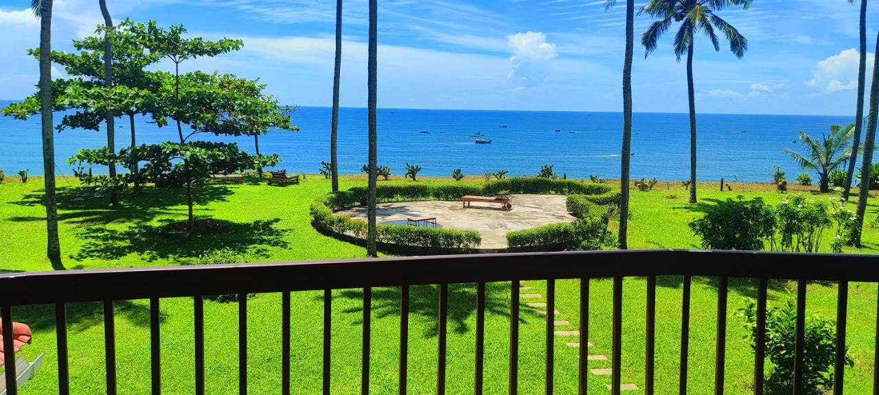 Pura Vida Varkala Hotell Exteriör bild