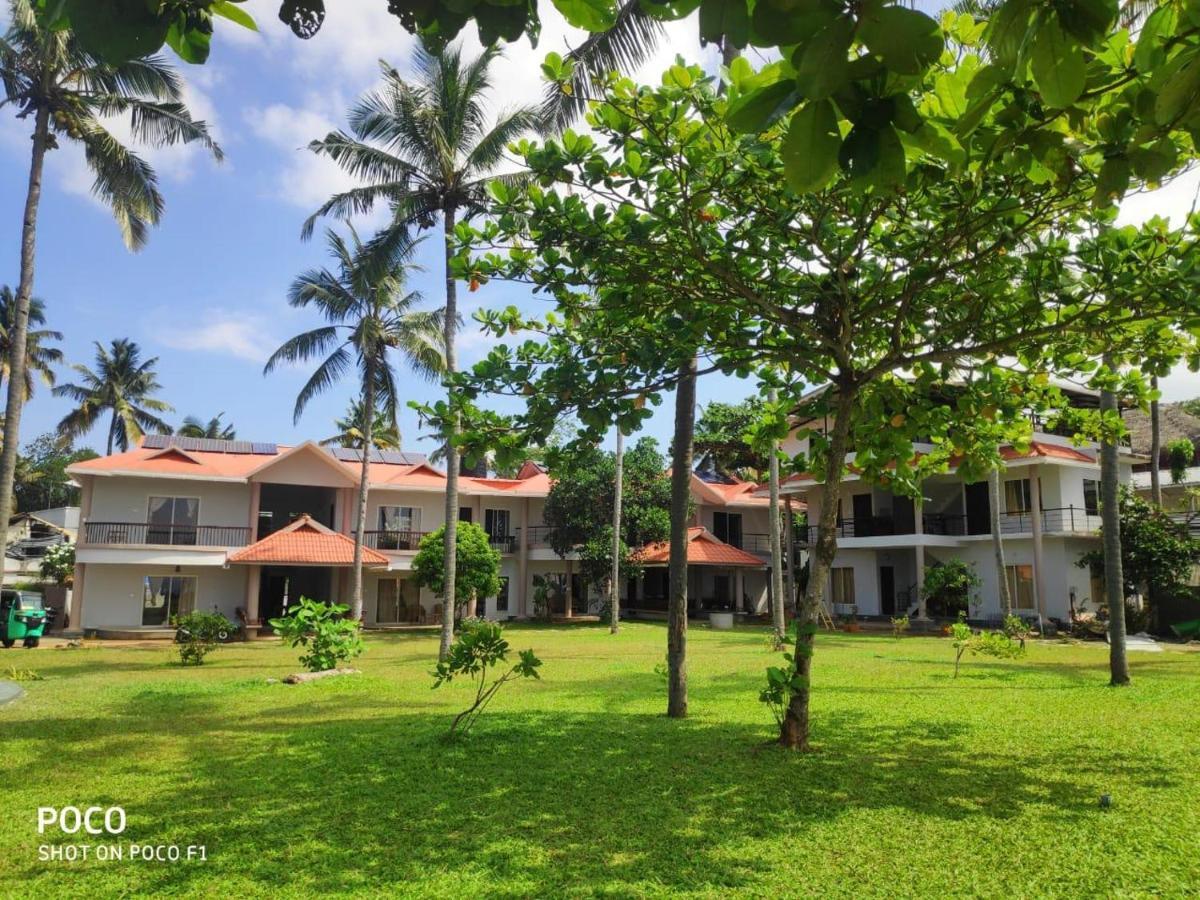 Pura Vida Varkala Hotell Exteriör bild