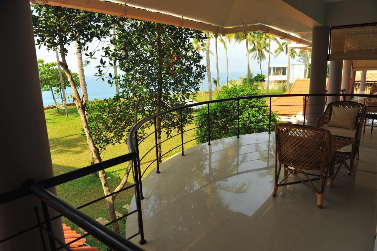 Pura Vida Varkala Hotell Exteriör bild